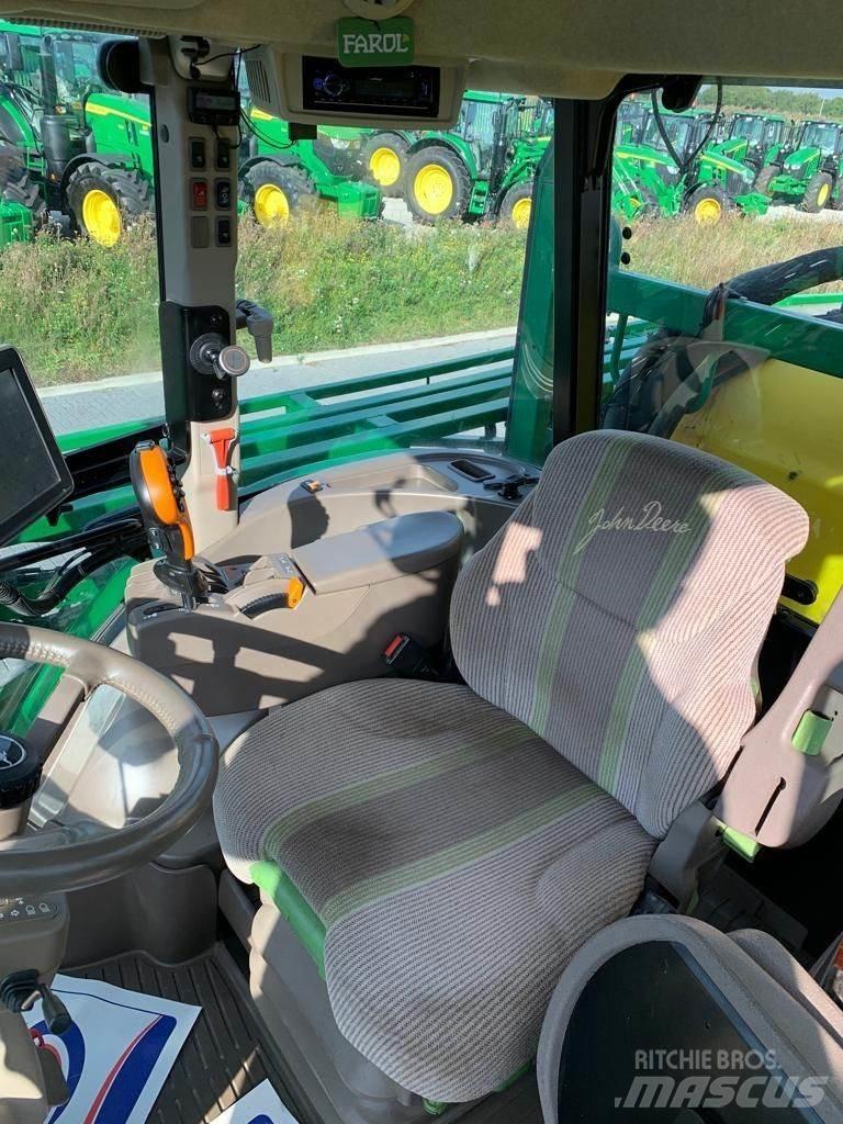 John Deere R4040i 自走式喷雾机