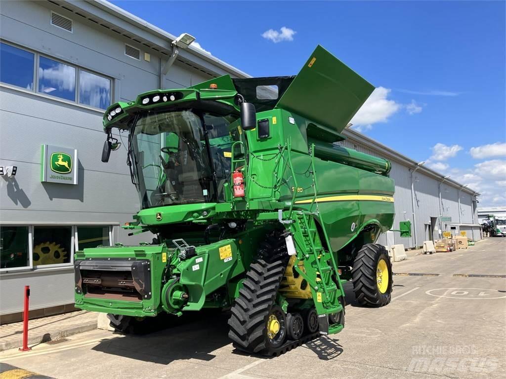 John Deere S780 联合收割机