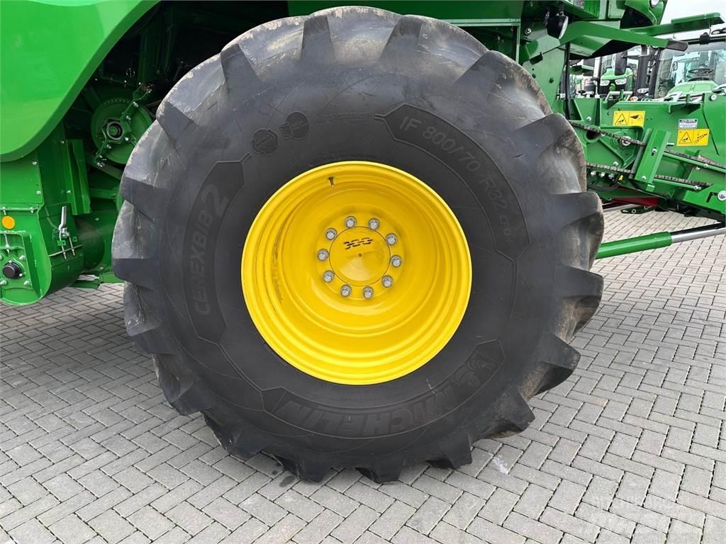 John Deere S780i HM 联合收割机