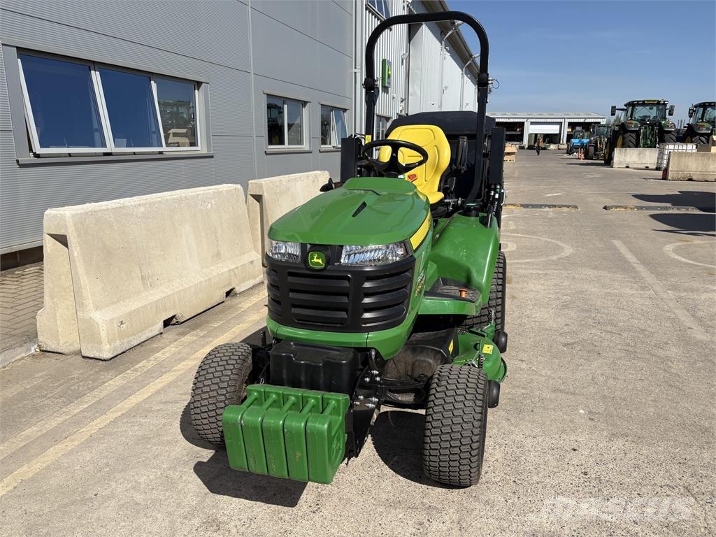 John Deere X950R 骑乘式割草机