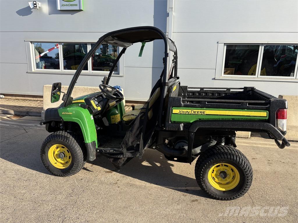 John Deere XUV855M 全地形车