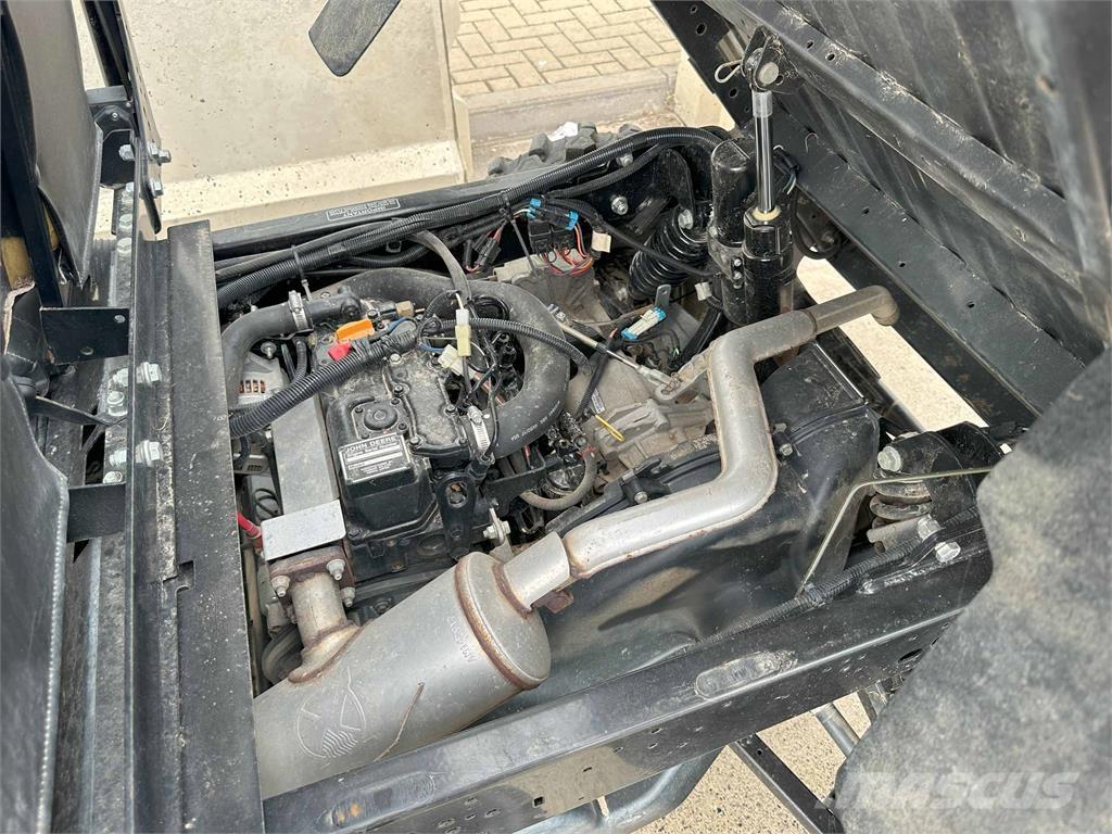 John Deere XUV855M S4 全地形车