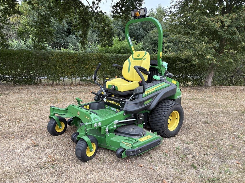 John Deere Z994R 骑乘式割草机