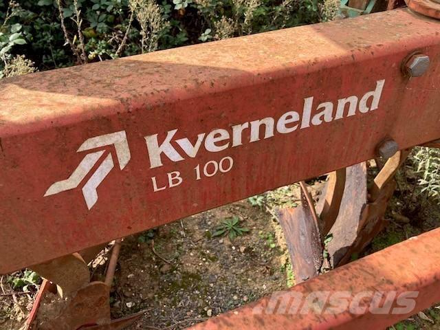 Kverneland LB100 双向犁