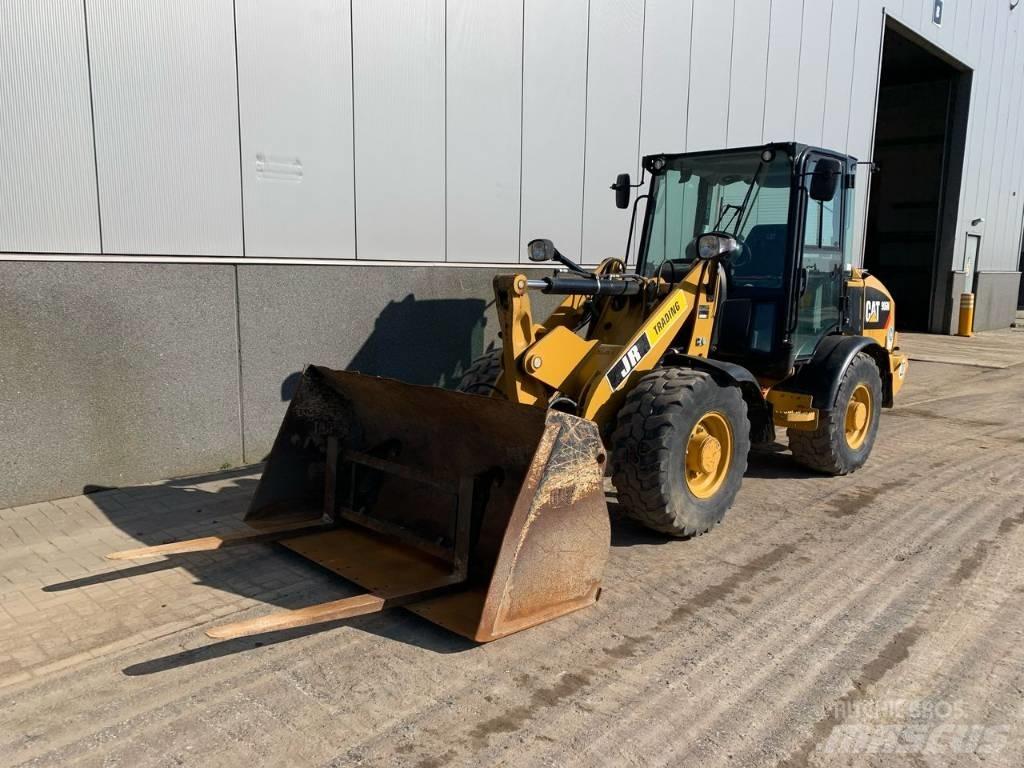 CAT 906 M 轮式装载机