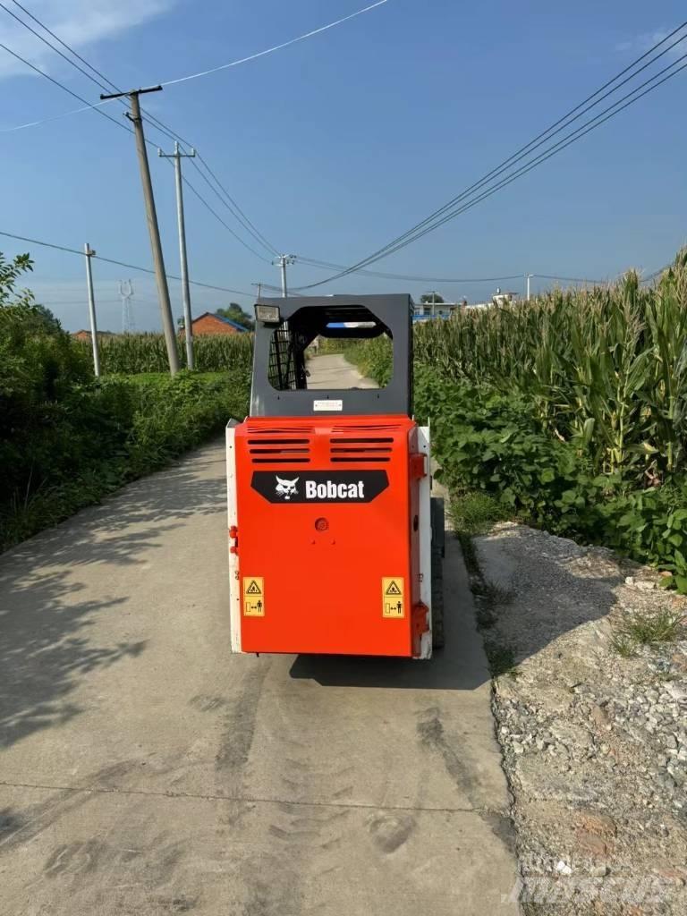 Bobcat S 70 滑移装载机