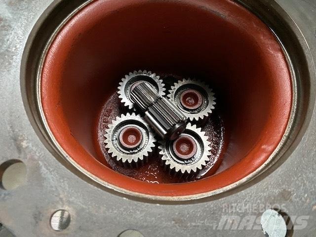 CAT M315 FINAL DRIVE 轴