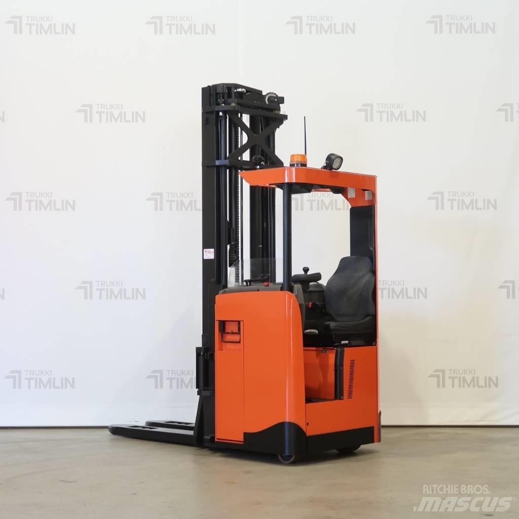 BT SRE160L 行走式堆垛机