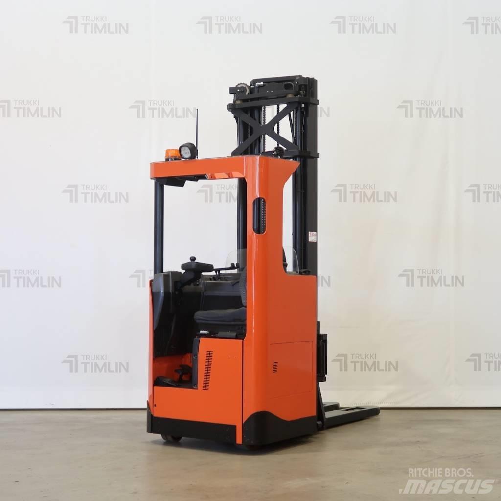 BT SRE160L 行走式堆垛机