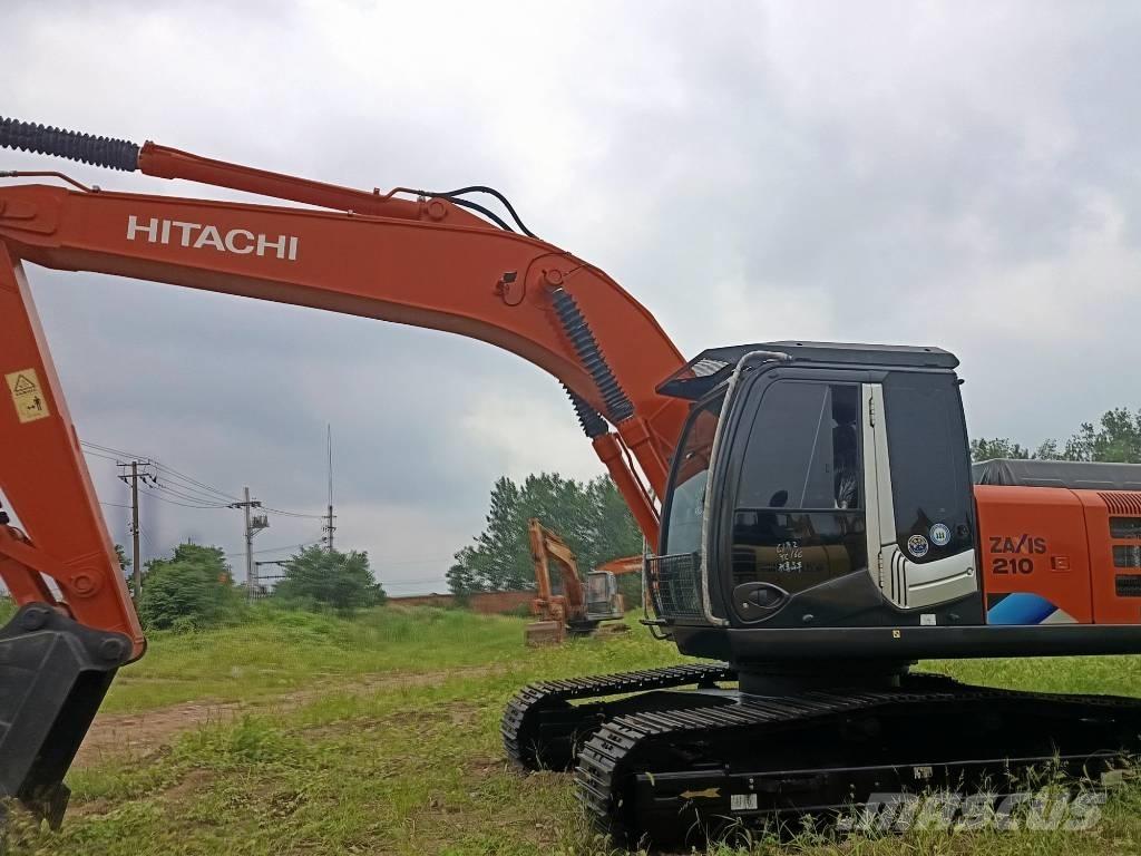 Hitachi ZX 210 履带挖掘机