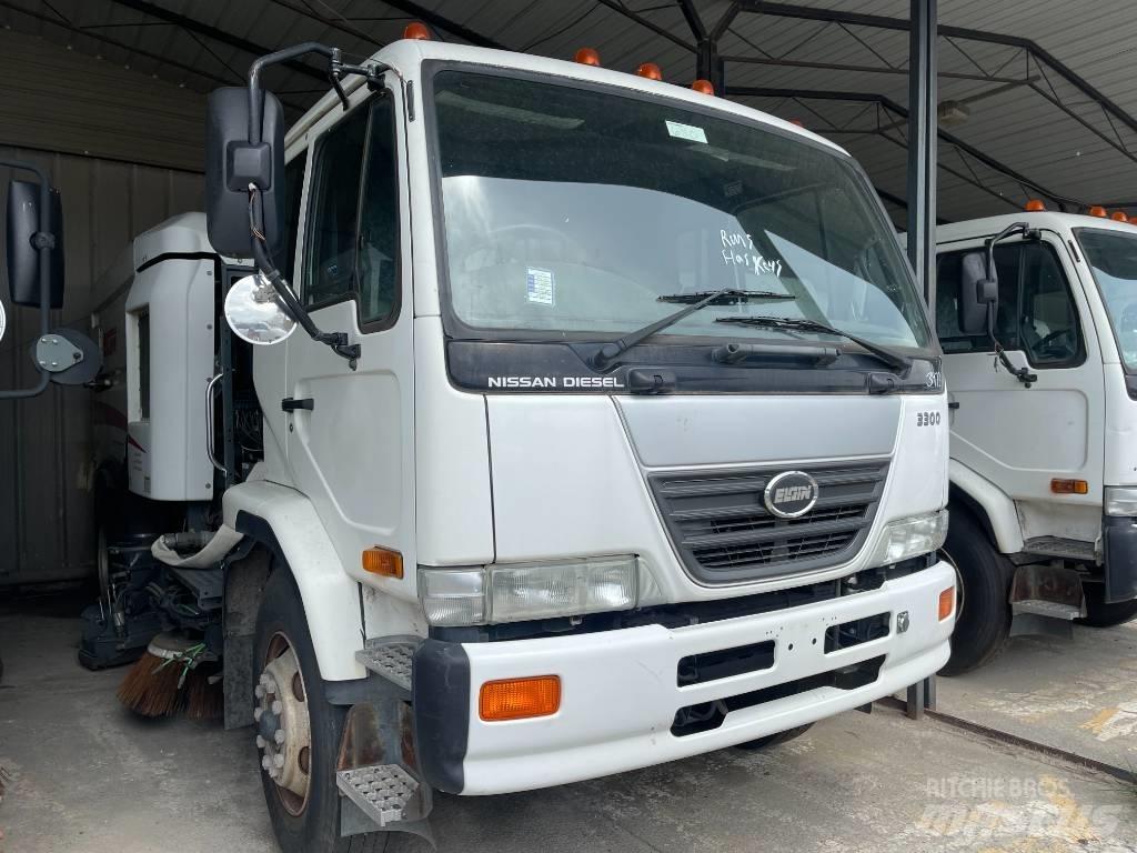 UD 3300 道路清扫车