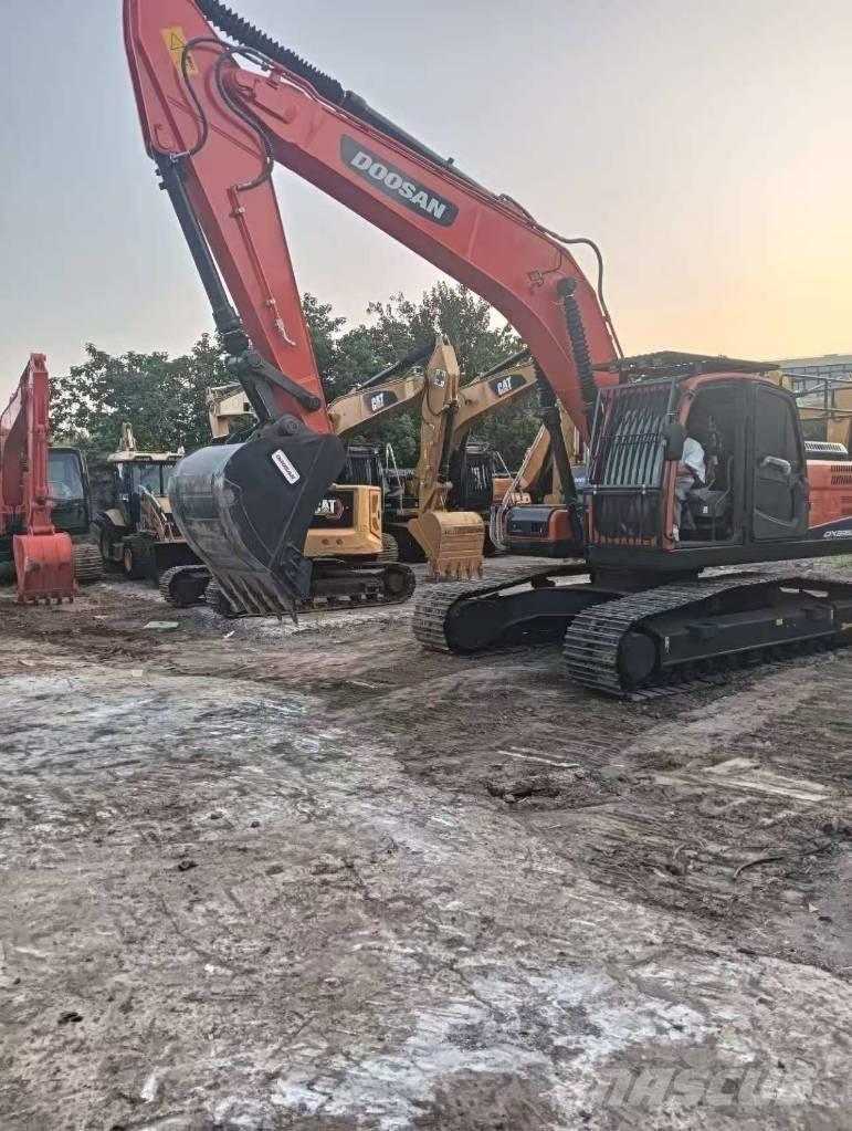 Doosan DX 255 轮式装载机