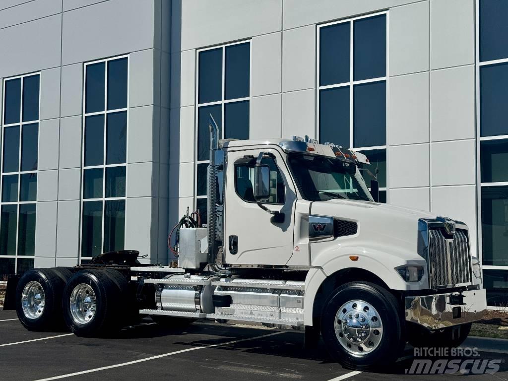 Western Star 49X 牵引车