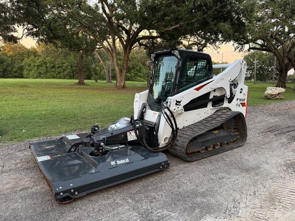 Bobcat T 770 滑移装载机