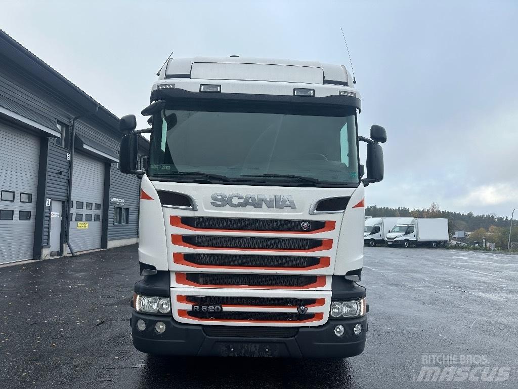 Scania R520 8x2/4 可拆卸式卡车