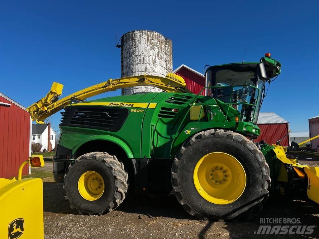 John Deere 9800i 自走式青贮饲料收割机