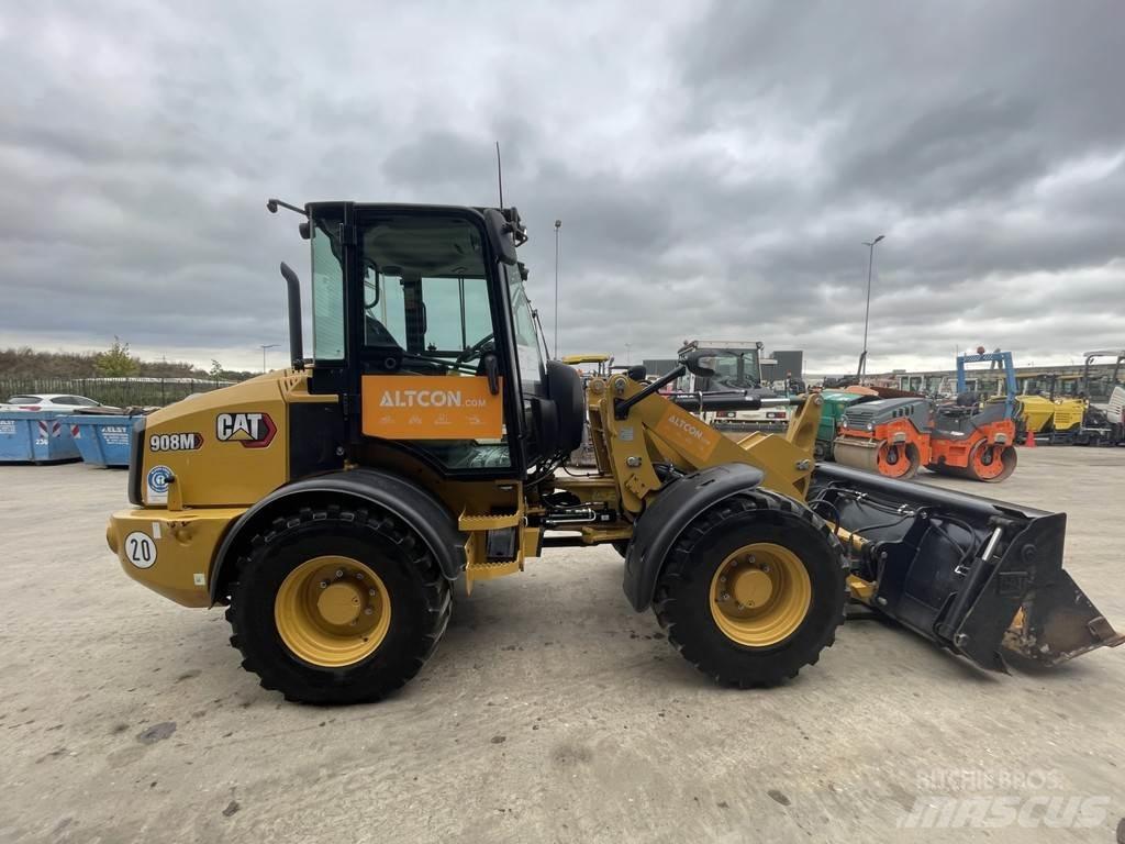 CAT 908M 轮式装载机