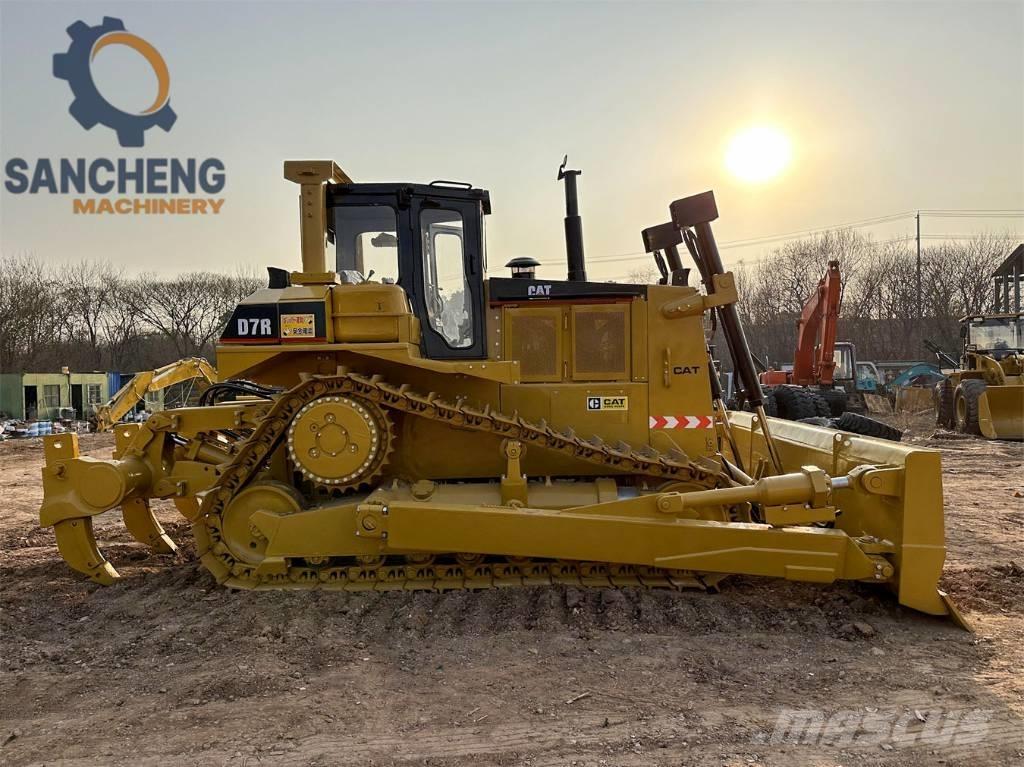 CAT D 7 R 履带式推土机