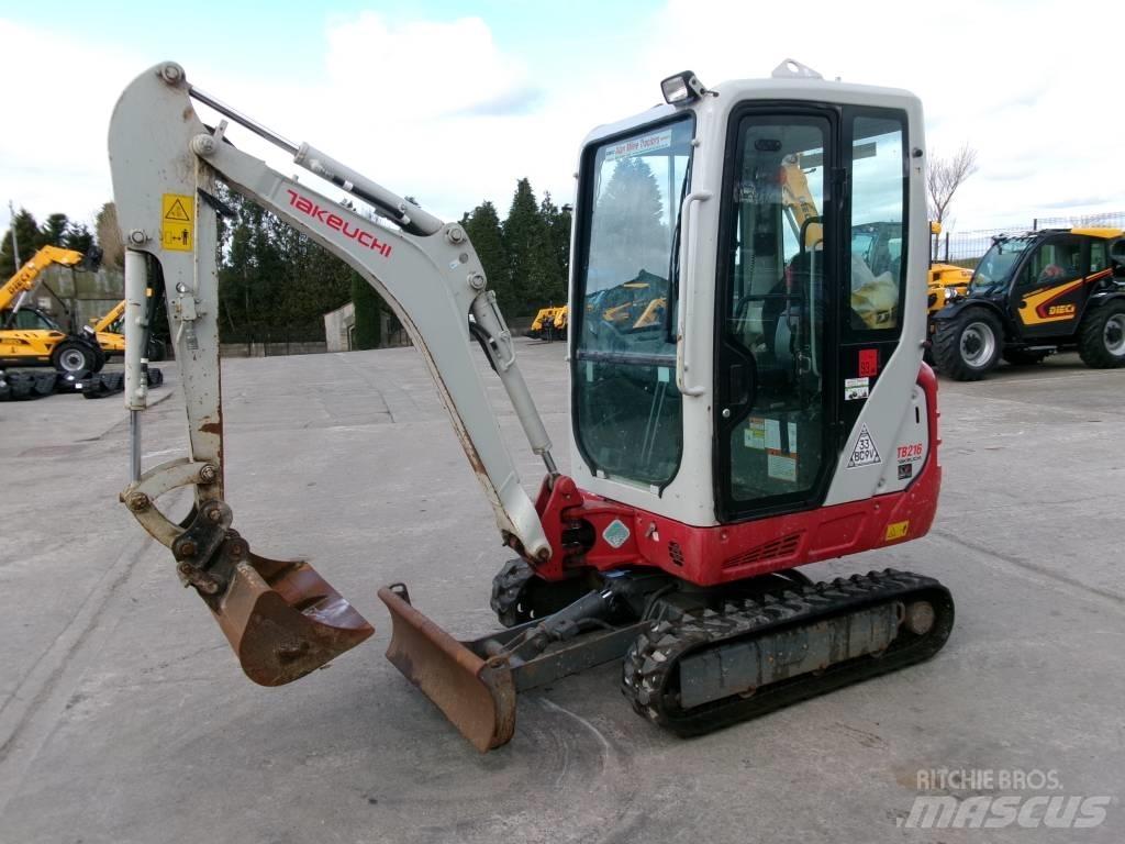 Takeuchi TB 216 小型挖掘机