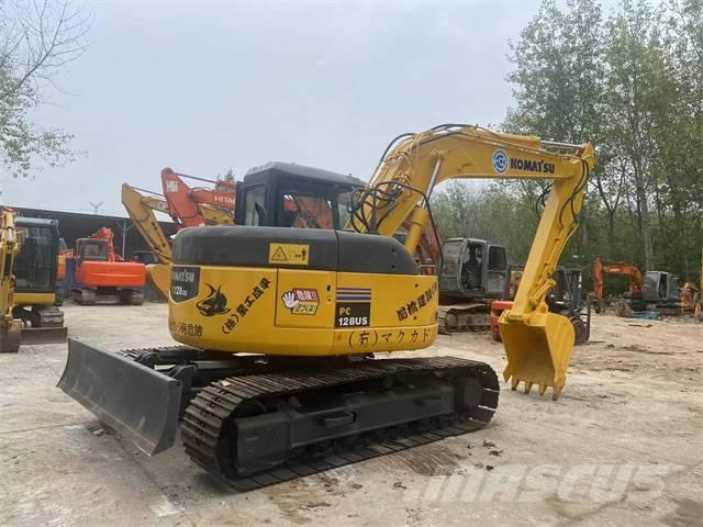 Komatsu PC128US 履带挖掘机