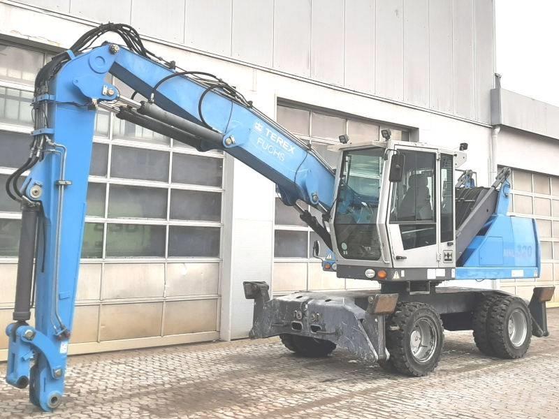 Fuchs MHL 320 D 工业挖掘机