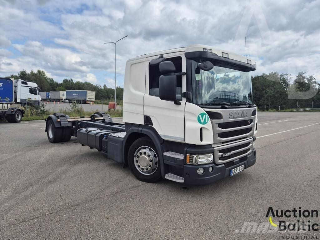 Scania P 450 平板车