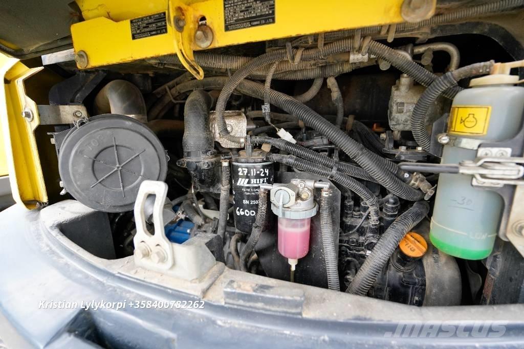 Yanmar SV 100-1 中型挖掘机