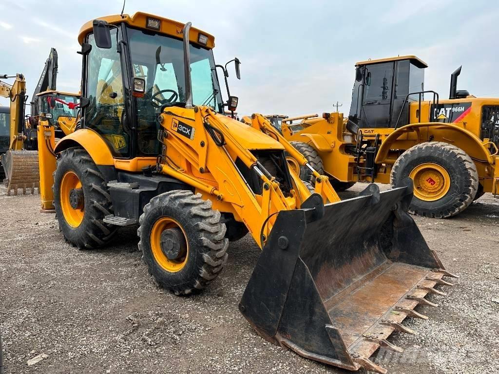 JCB 3 CX 反铲装载机