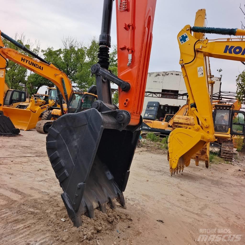 Doosan DX300 履带挖掘机