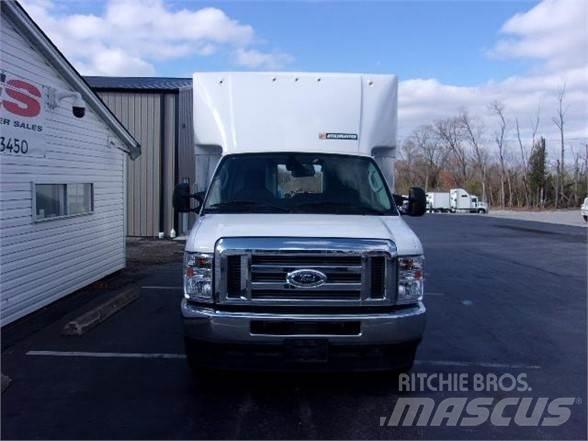 Ford E450 厢式货车