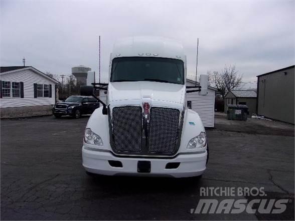 Kenworth T680 牵引车