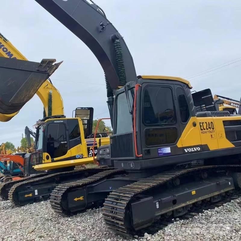 Volvo EC 240 履带挖掘机