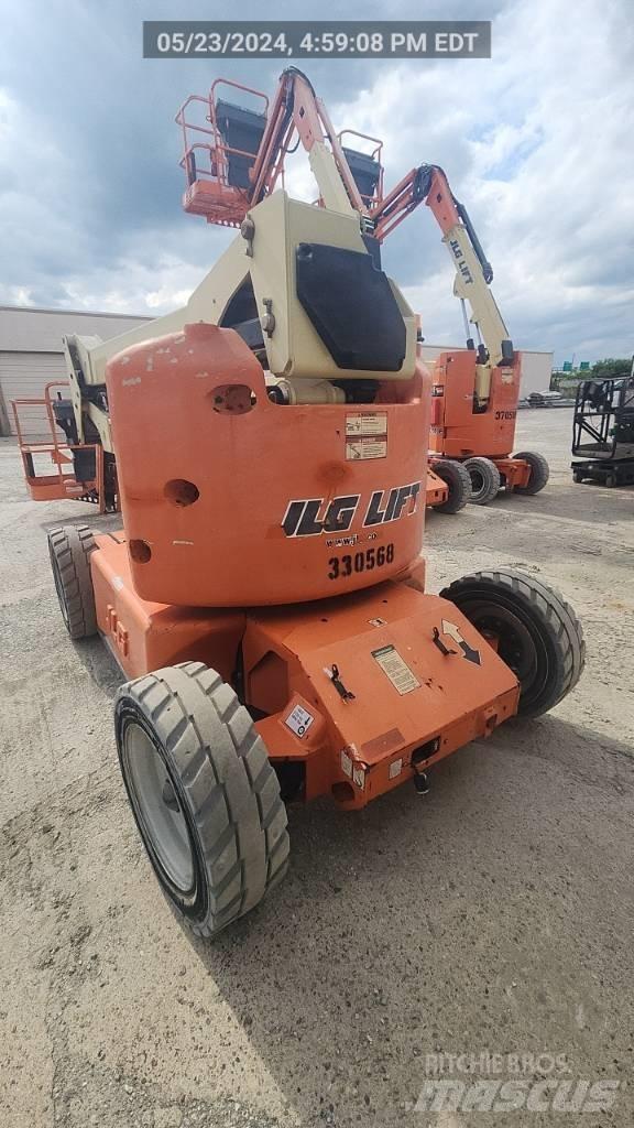 JLG E 450 AJ 曲臂高空工作平台
