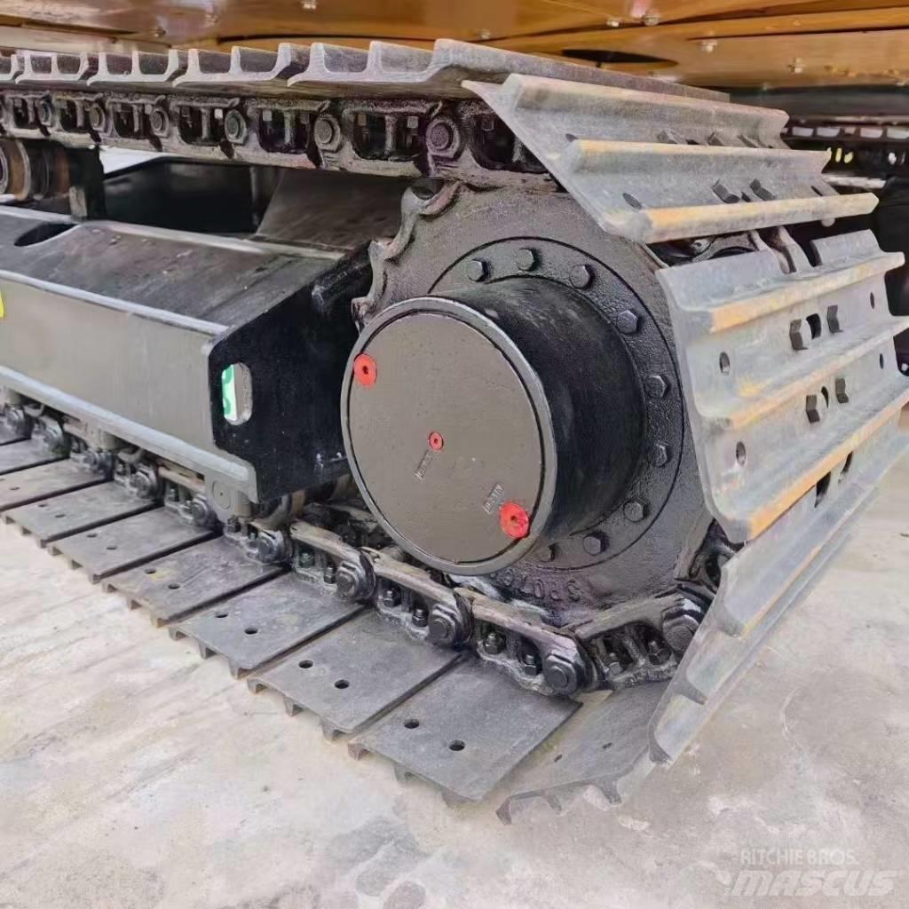 CAT 307E2 履带挖掘机
