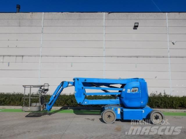 Manitou 150AETJC 曲臂高空工作平台
