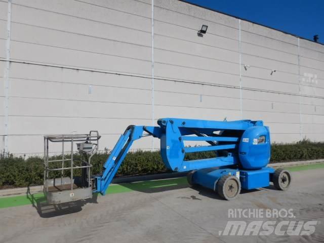 Manitou 150AETJC 曲臂高空工作平台