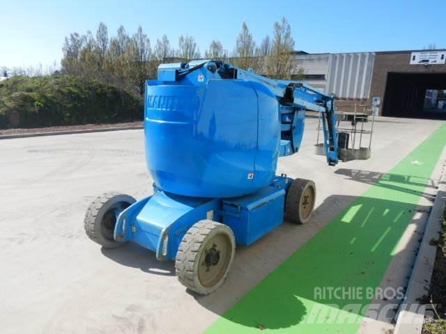 Manitou 150AETJC 曲臂高空工作平台