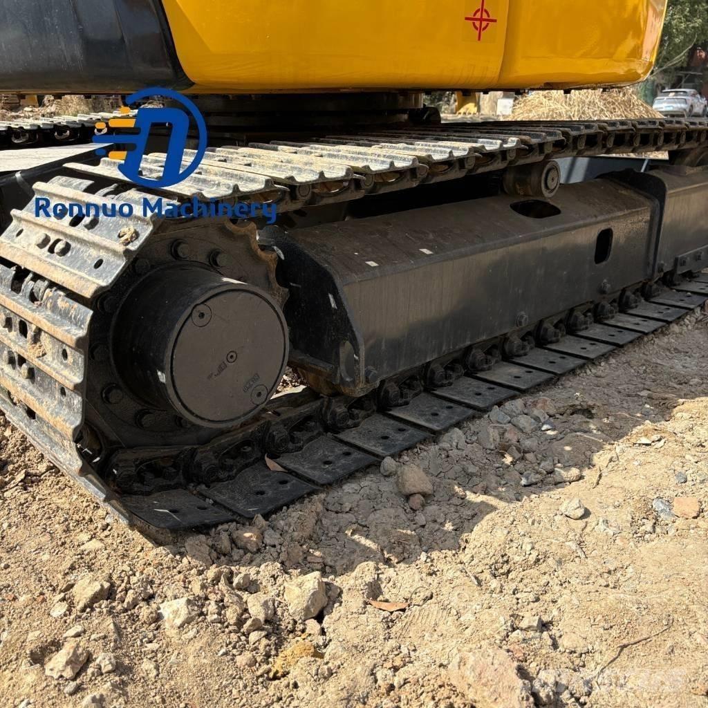 Komatsu PC 40MR 小型挖掘机