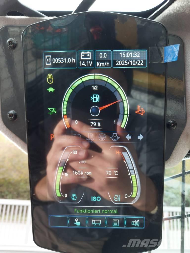 XCMG XC7-TV12 履带式装载机