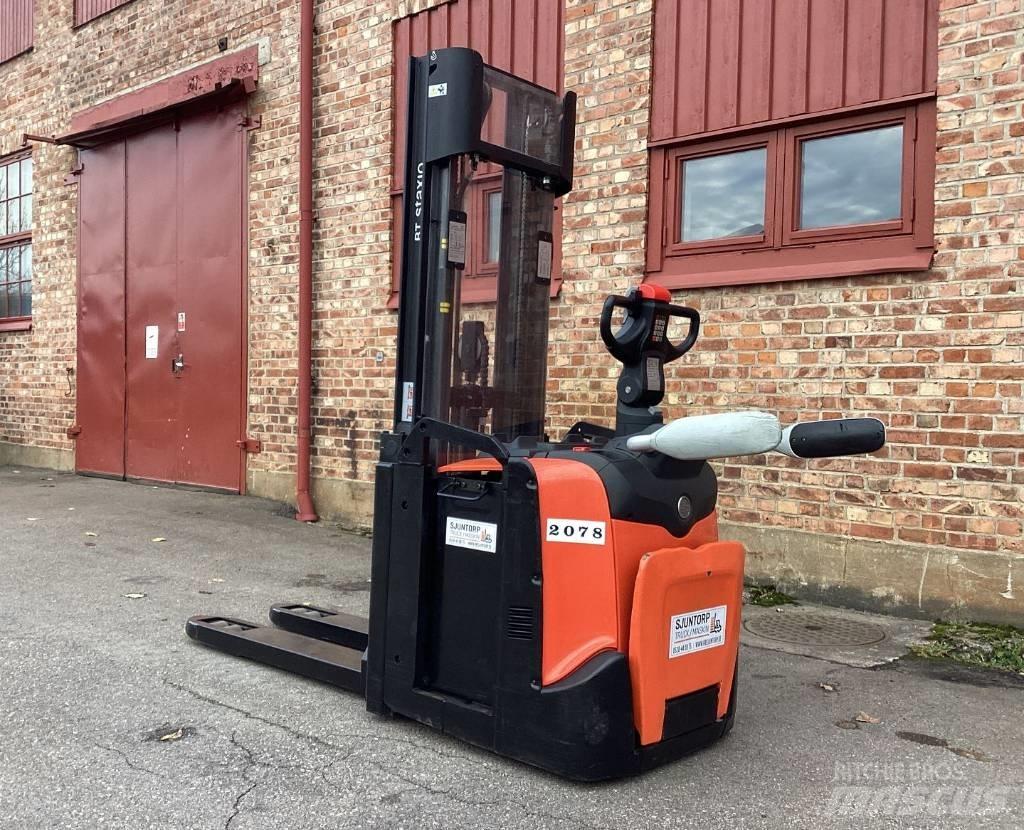 BT SPE 120 L 手推堆垛车