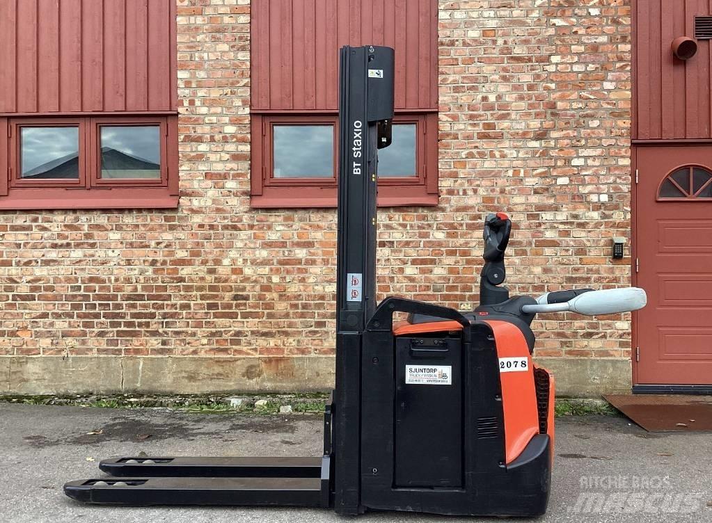 BT SPE 120 L 手推堆垛车