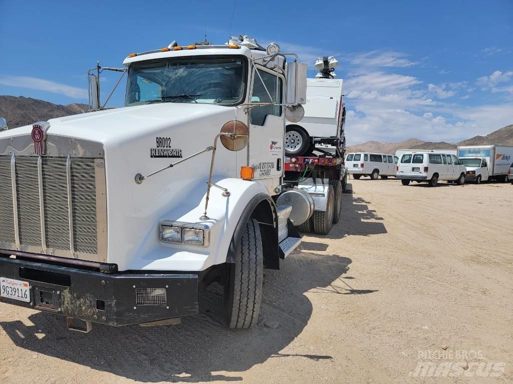 Kenworth T 800 牵引车