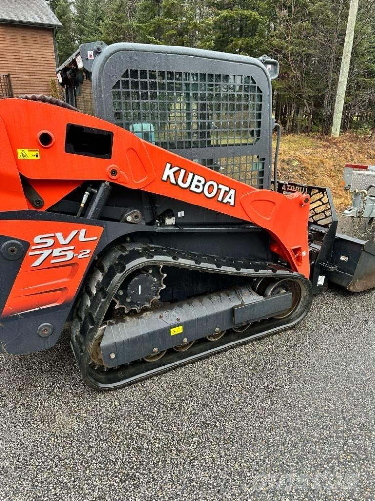 Kubota SVL 75-2 滑移装载机