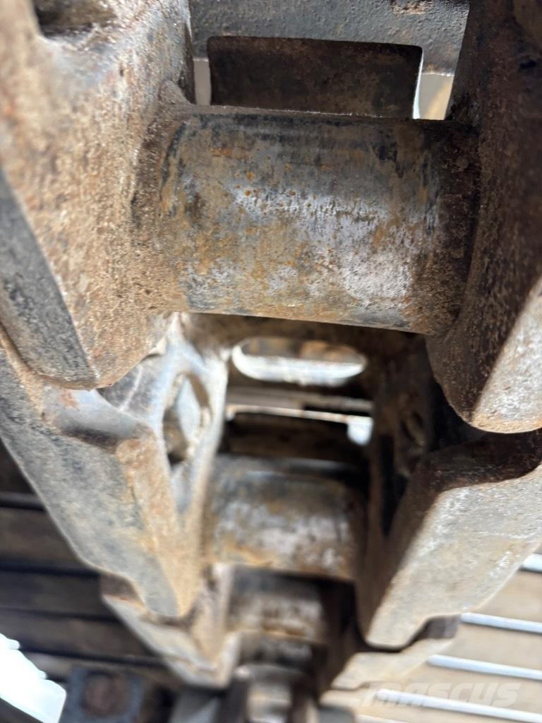 Volvo EC 210 B LC 履带挖掘机
