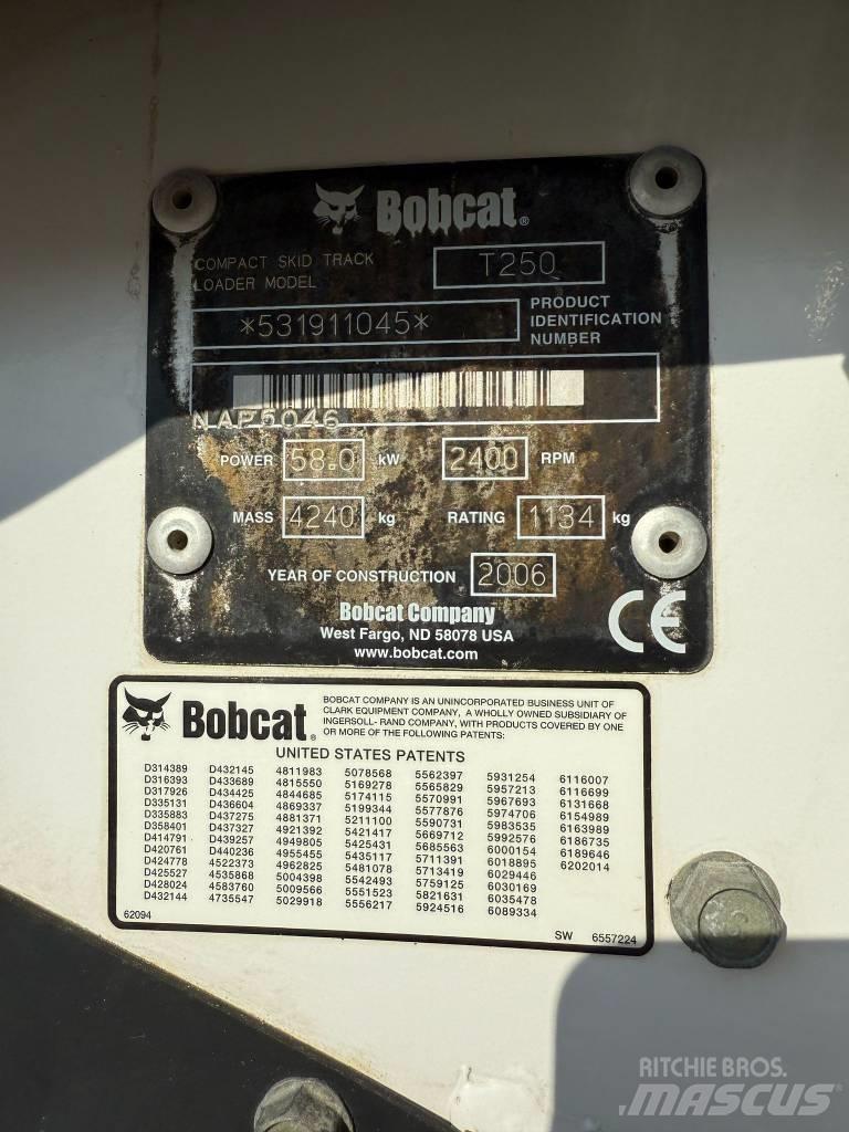 Bobcat T 250 履带式装载机