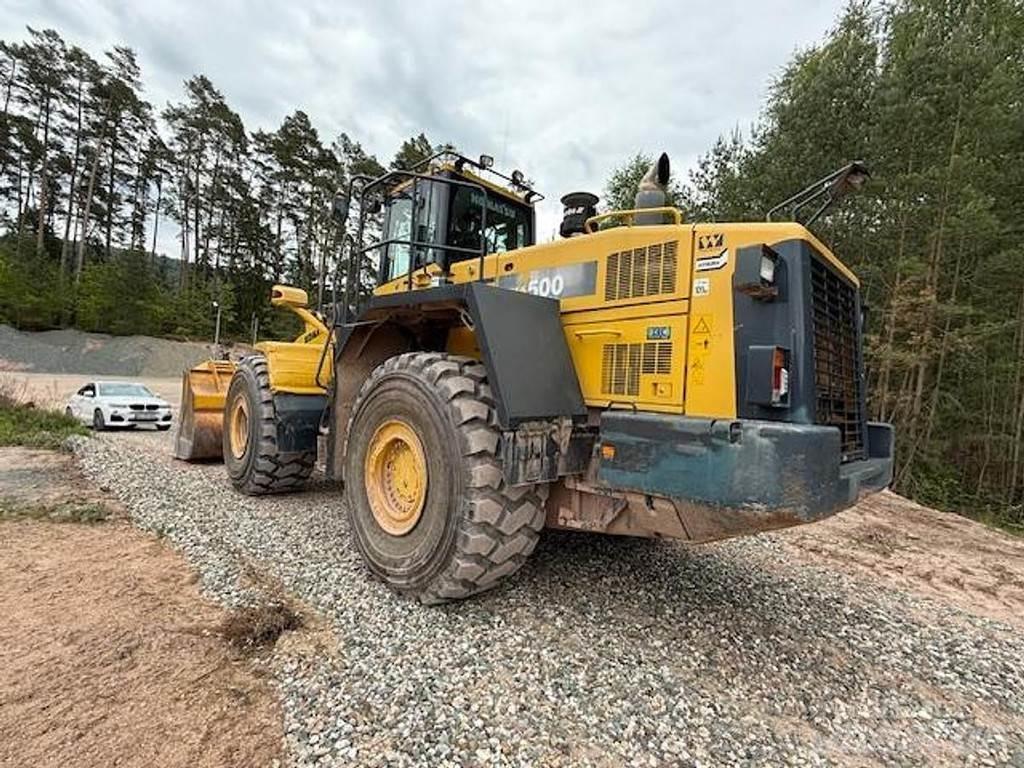 Komatsu WA500-6 轮式装载机