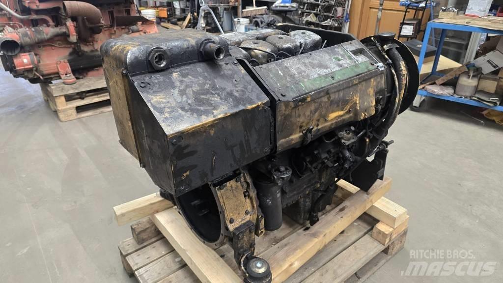 Deutz BF4L913 发动机