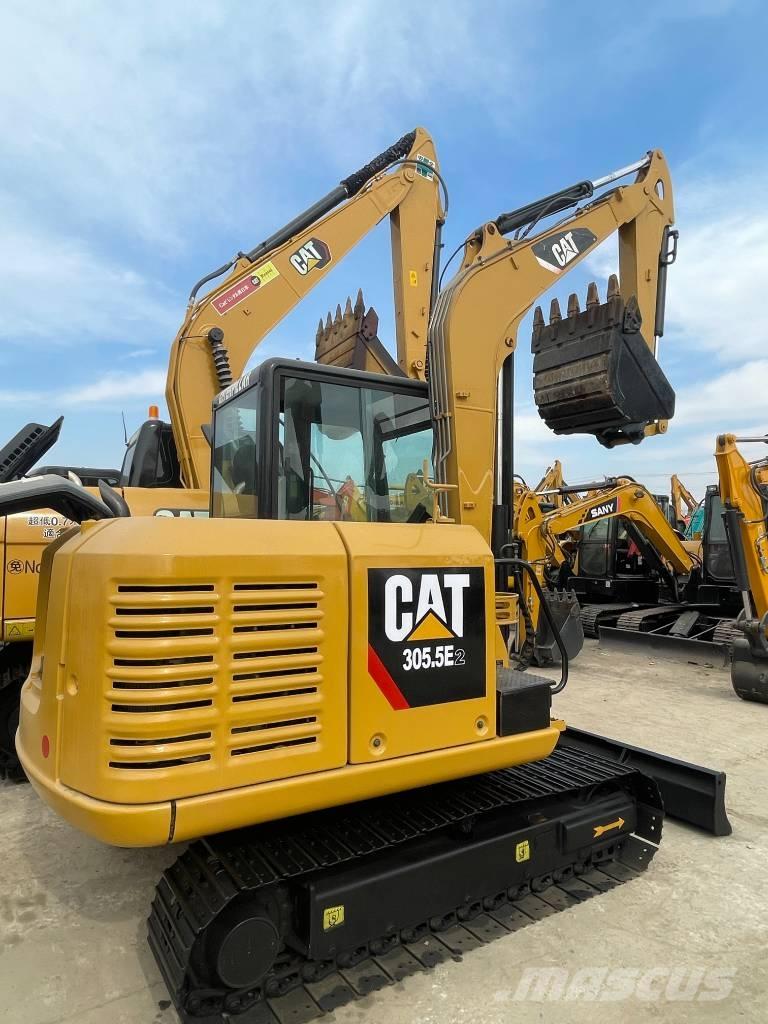 CAT 305.5E2 小型挖掘机