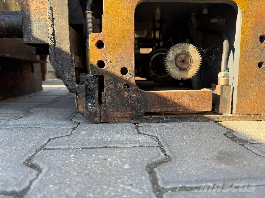 Vögele -3 沥青摊铺机