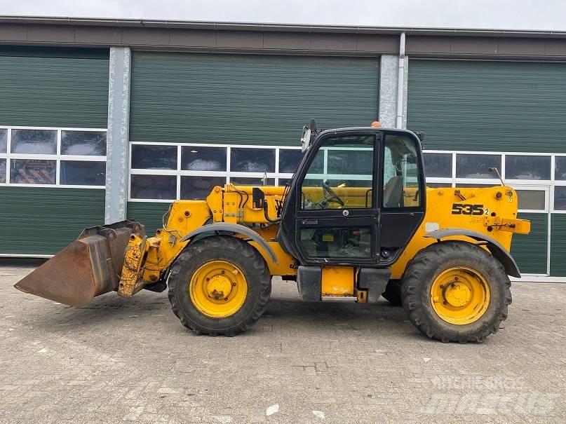 JCB 535-95 伸缩臂叉装车|叉装车